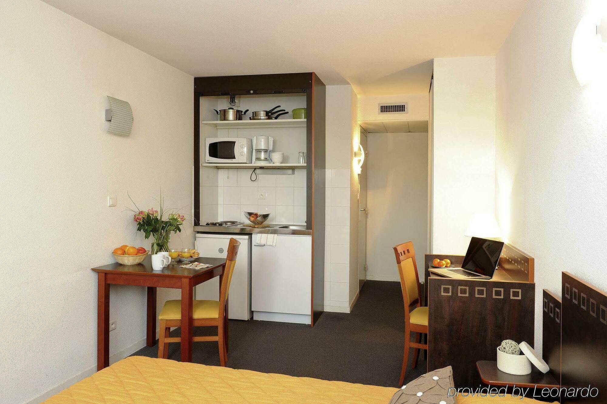 Adagio Access Jolimont 2*