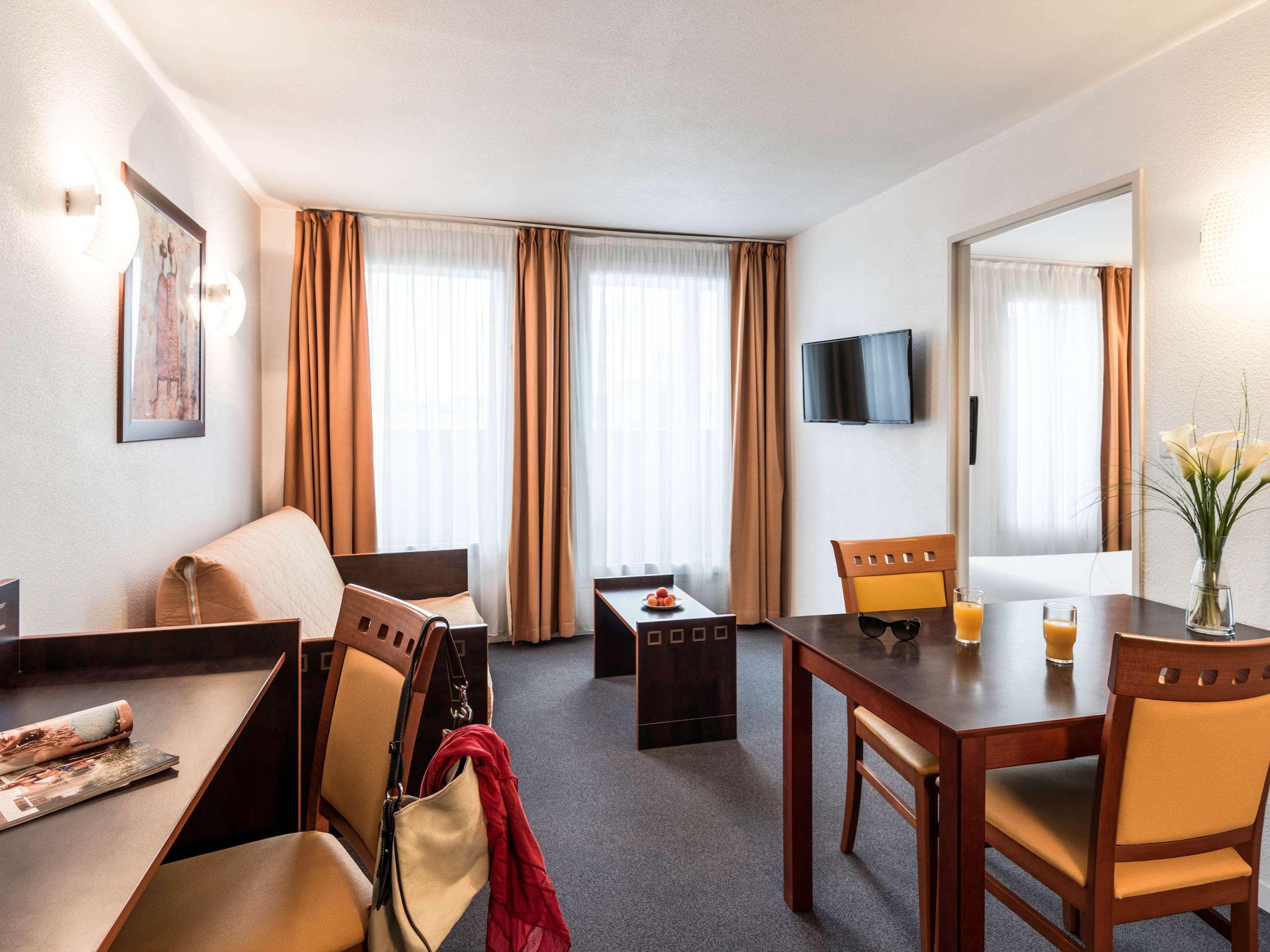Adagio Access Jolimont Aparthotel 2*